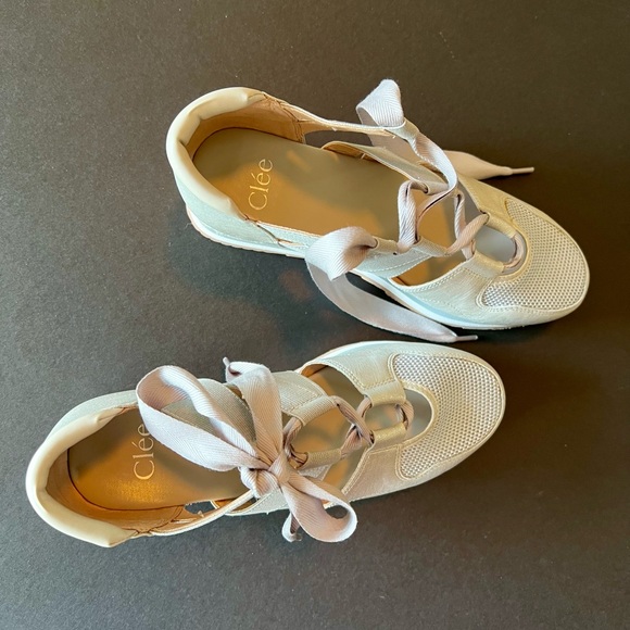 Silver Metallic Wedge Lace Up Fashion Colorblock Sneakers. - Picture 9 of 15